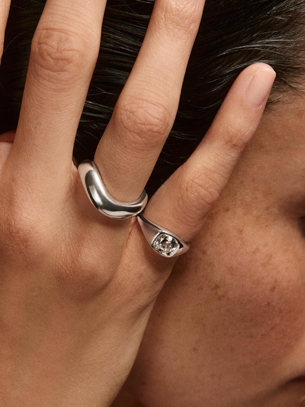 Mejuri `Jude Pinky Ring’